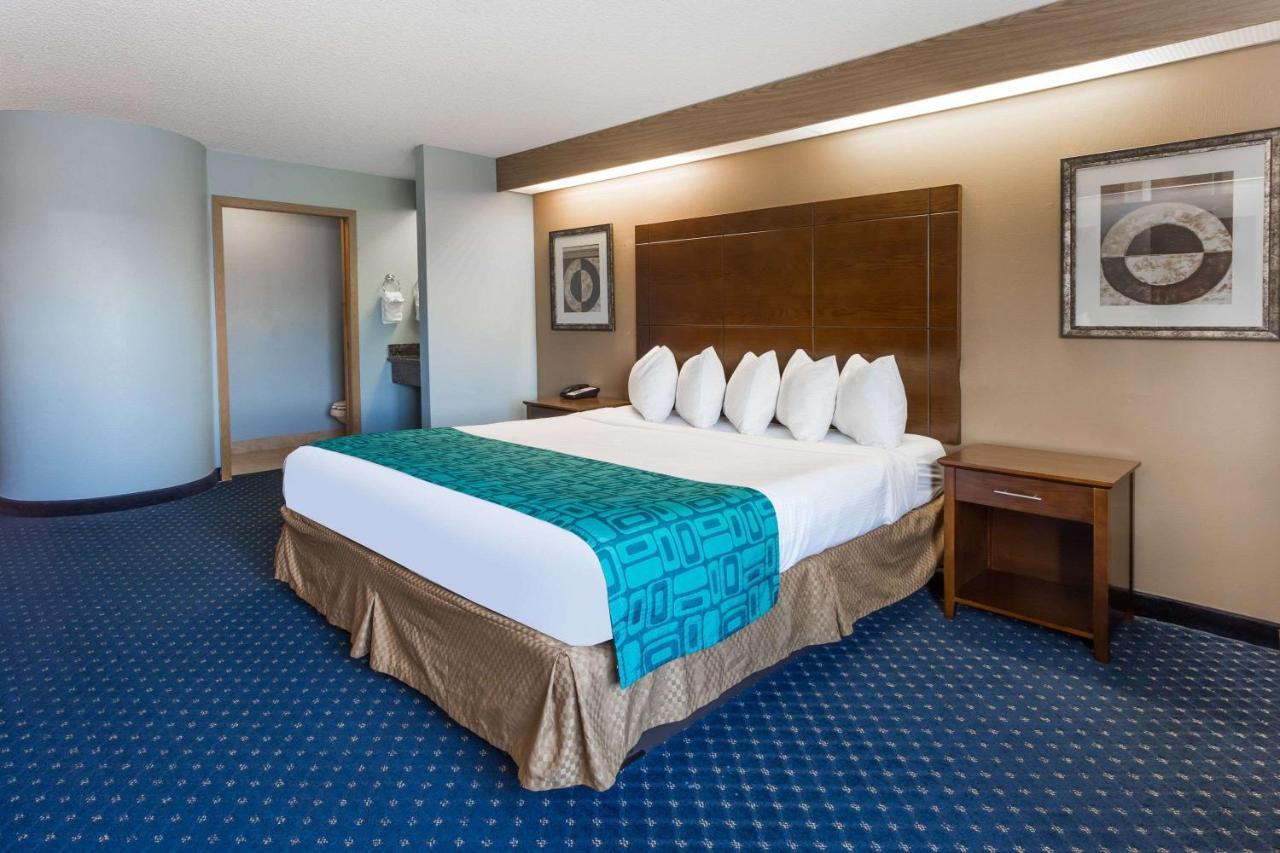 Howard Johnson By Wyndham Vancouver Hotel & Suites Eksteriør bilde