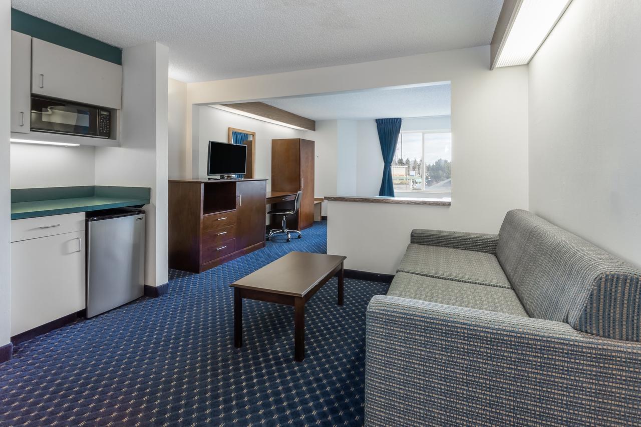 Howard Johnson By Wyndham Vancouver Hotel & Suites Eksteriør bilde