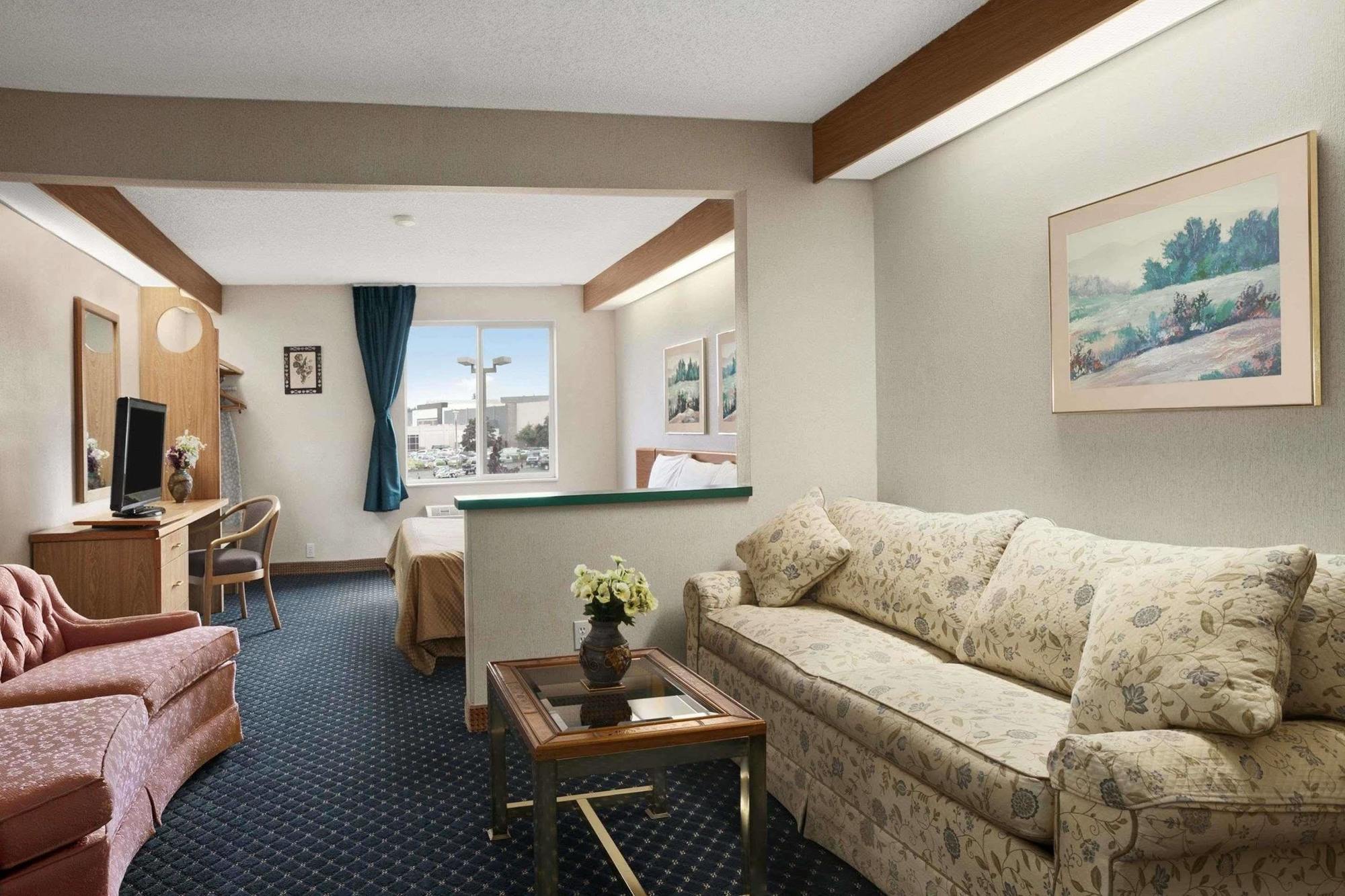 Howard Johnson By Wyndham Vancouver Hotel & Suites Eksteriør bilde