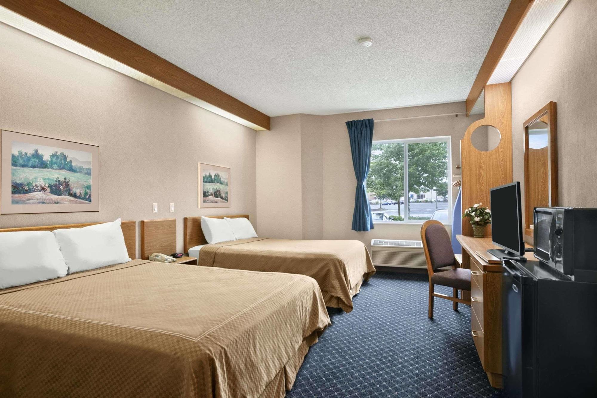 Howard Johnson By Wyndham Vancouver Hotel & Suites Eksteriør bilde