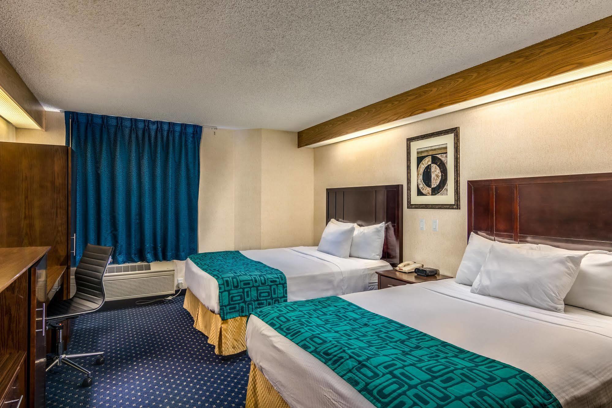 Howard Johnson By Wyndham Vancouver Hotel & Suites Eksteriør bilde